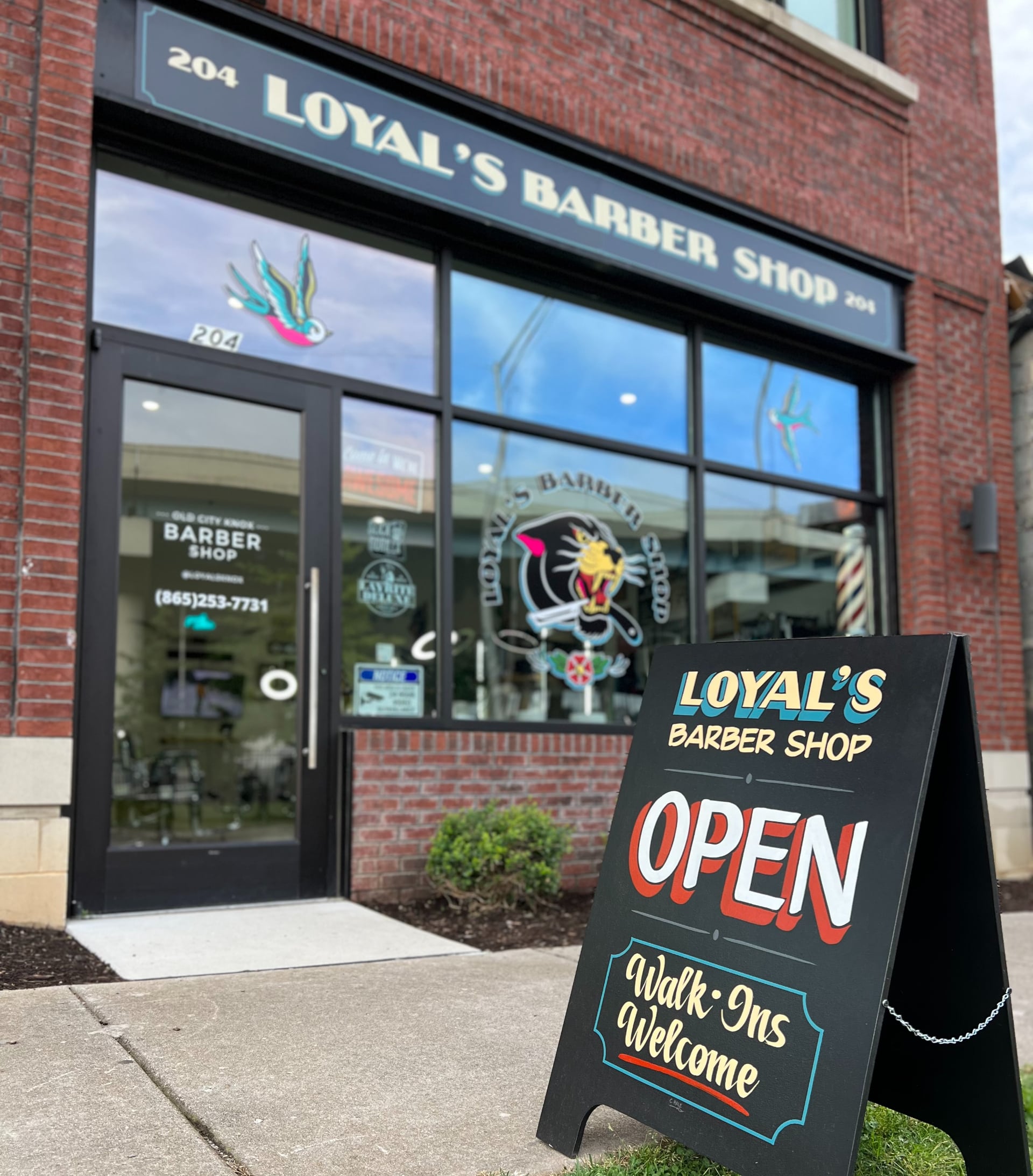 Loyalty Barbershop brings throwback vibes to Old Town